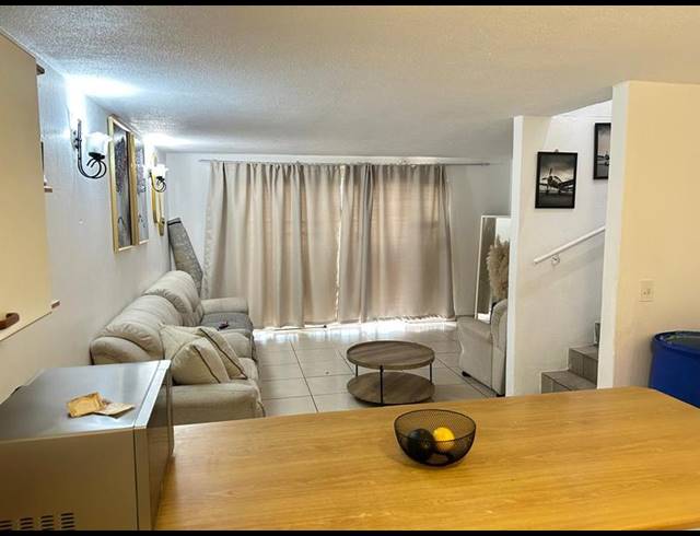 2 BEDROOM APARTMENT FOR SALE IN HIGHLANDS